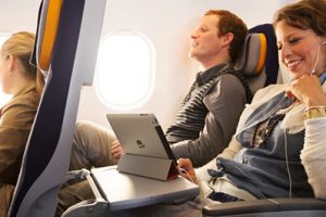 Lufthansa rüstet auf: Passagiere können künftig über den Wolken surfen