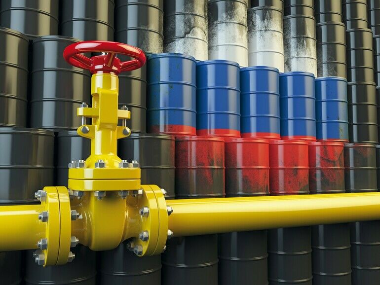 Oil_pipe_line_valve_in_front_of_the_russian_flag_on_the_oil_barrels._Iranian_gas_and_oil_fuel_energy_concept._3d_illustration